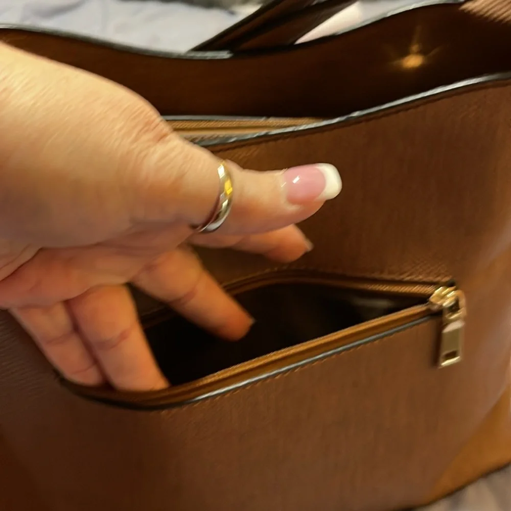 Gucci style bag brown and black with adjustable shoulder strap!! LIKE NEW!! - Picture 7 of 16